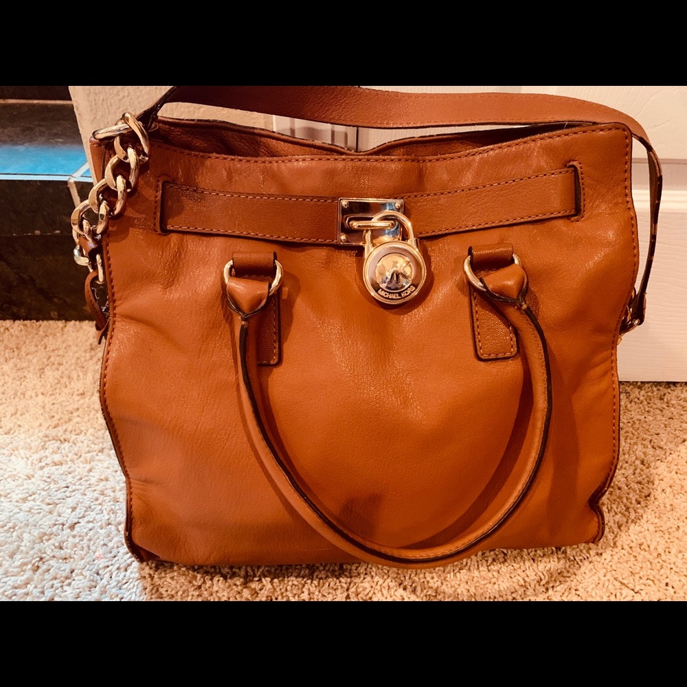 Micheal kors purse